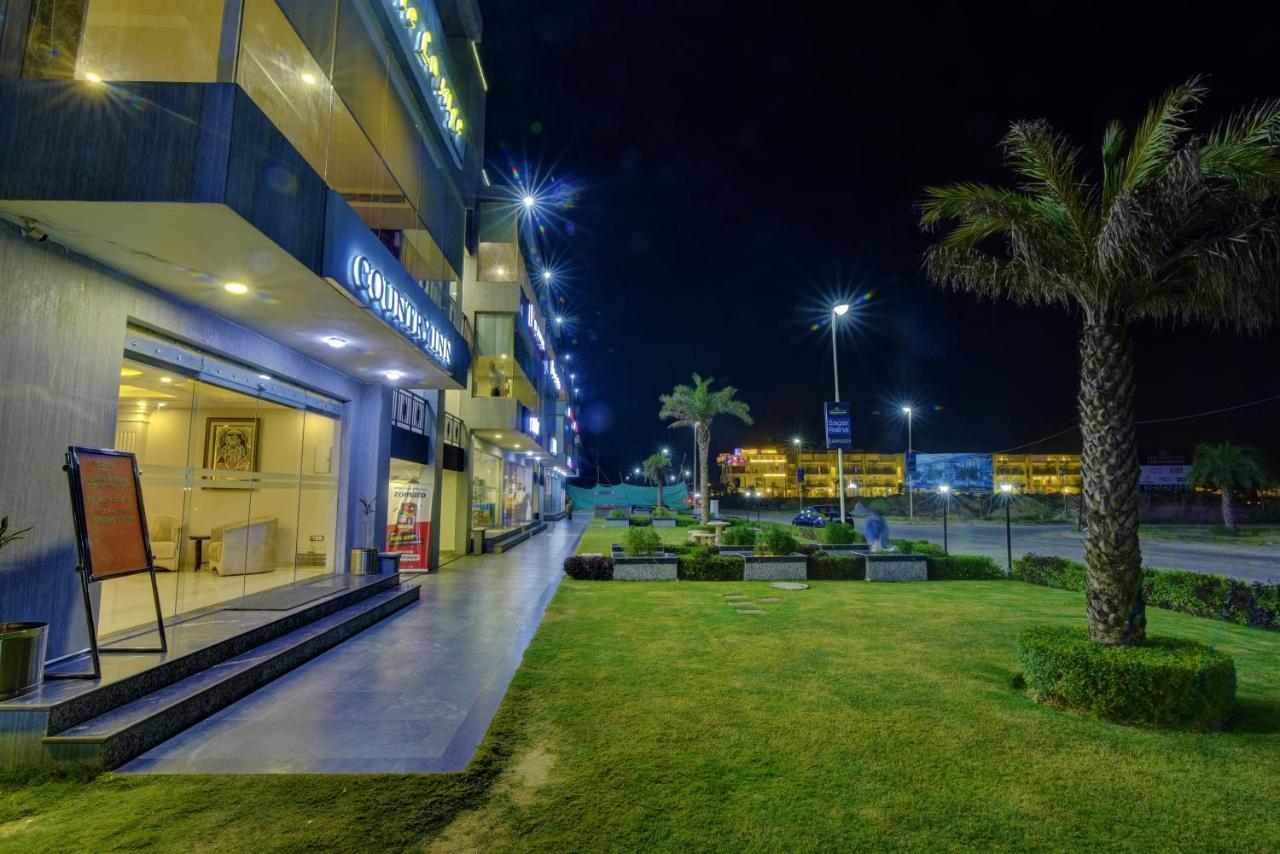 Country Inn Hotels & Resorts Vrindavan Exterior photo